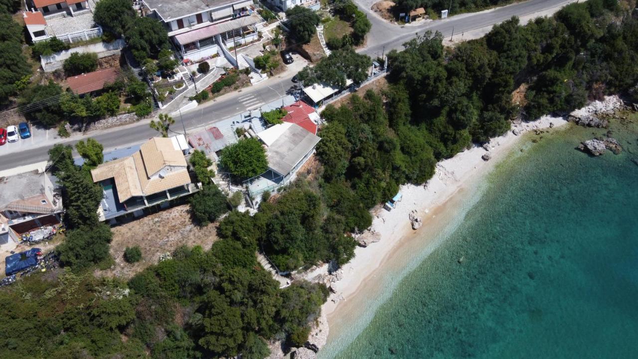 Akrogiali Apartments Barbati Bagian luar foto