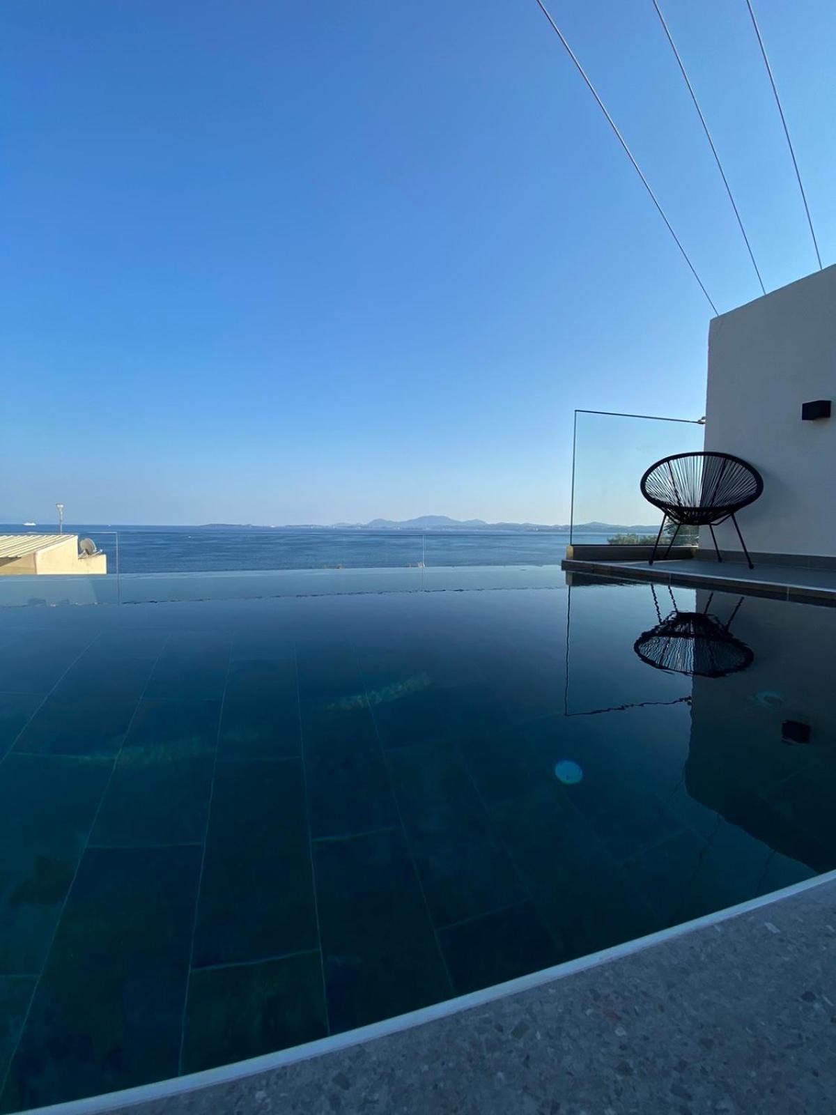 Akrogiali Apartments Barbati Bagian luar foto