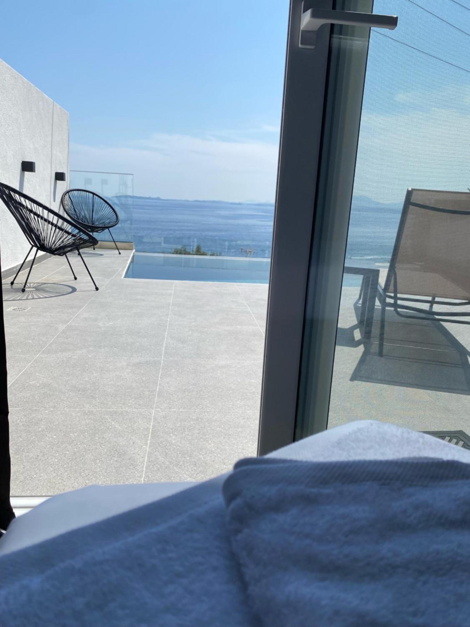 Akrogiali Apartments Barbati Bagian luar foto