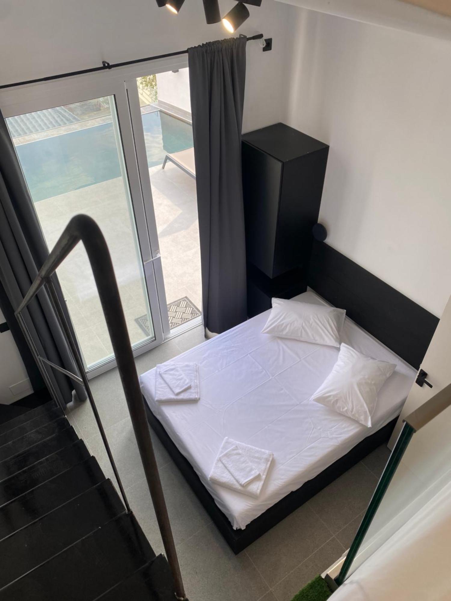 Akrogiali Apartments Barbati Bagian luar foto