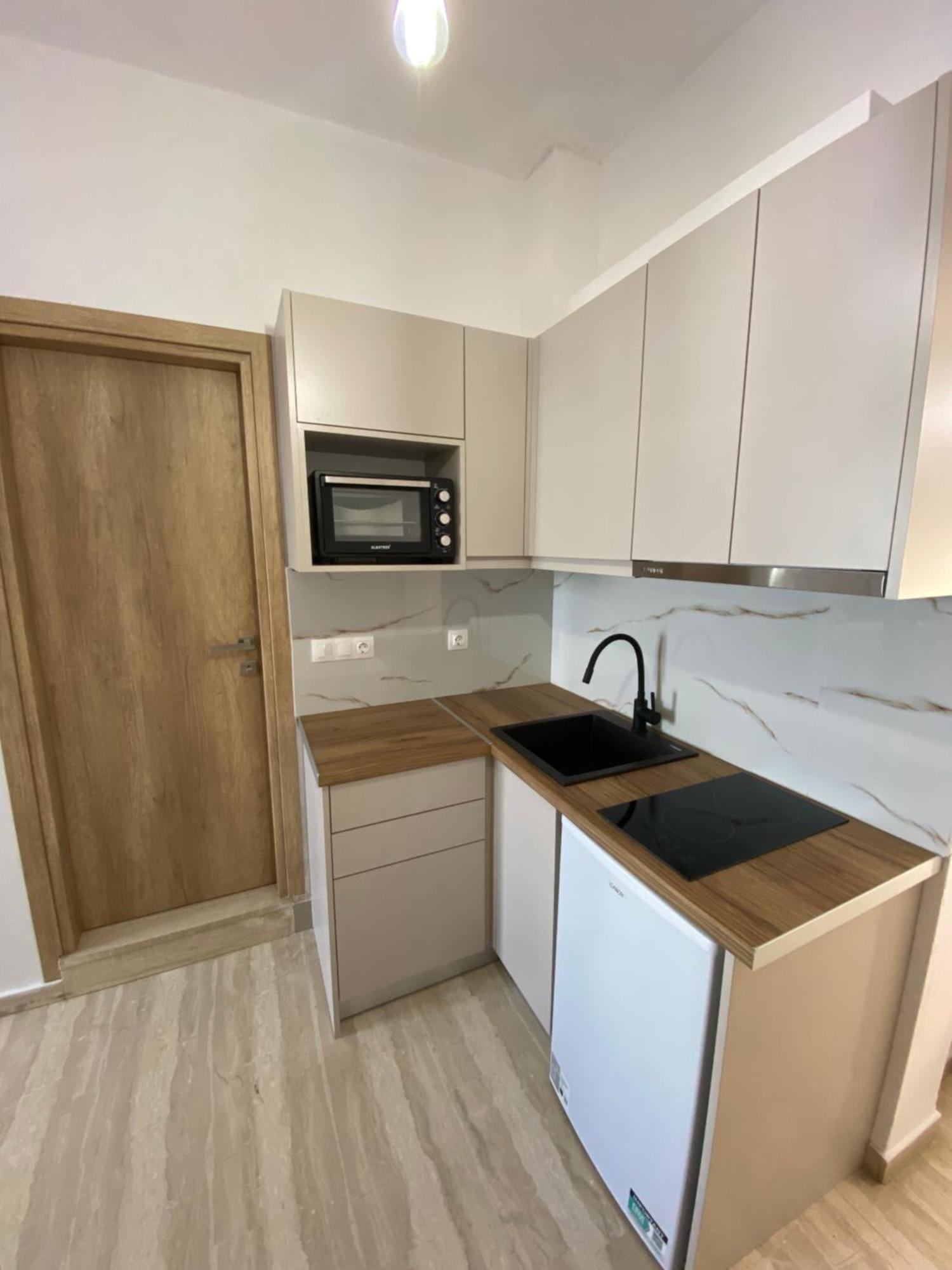 Akrogiali Apartments Barbati Bagian luar foto