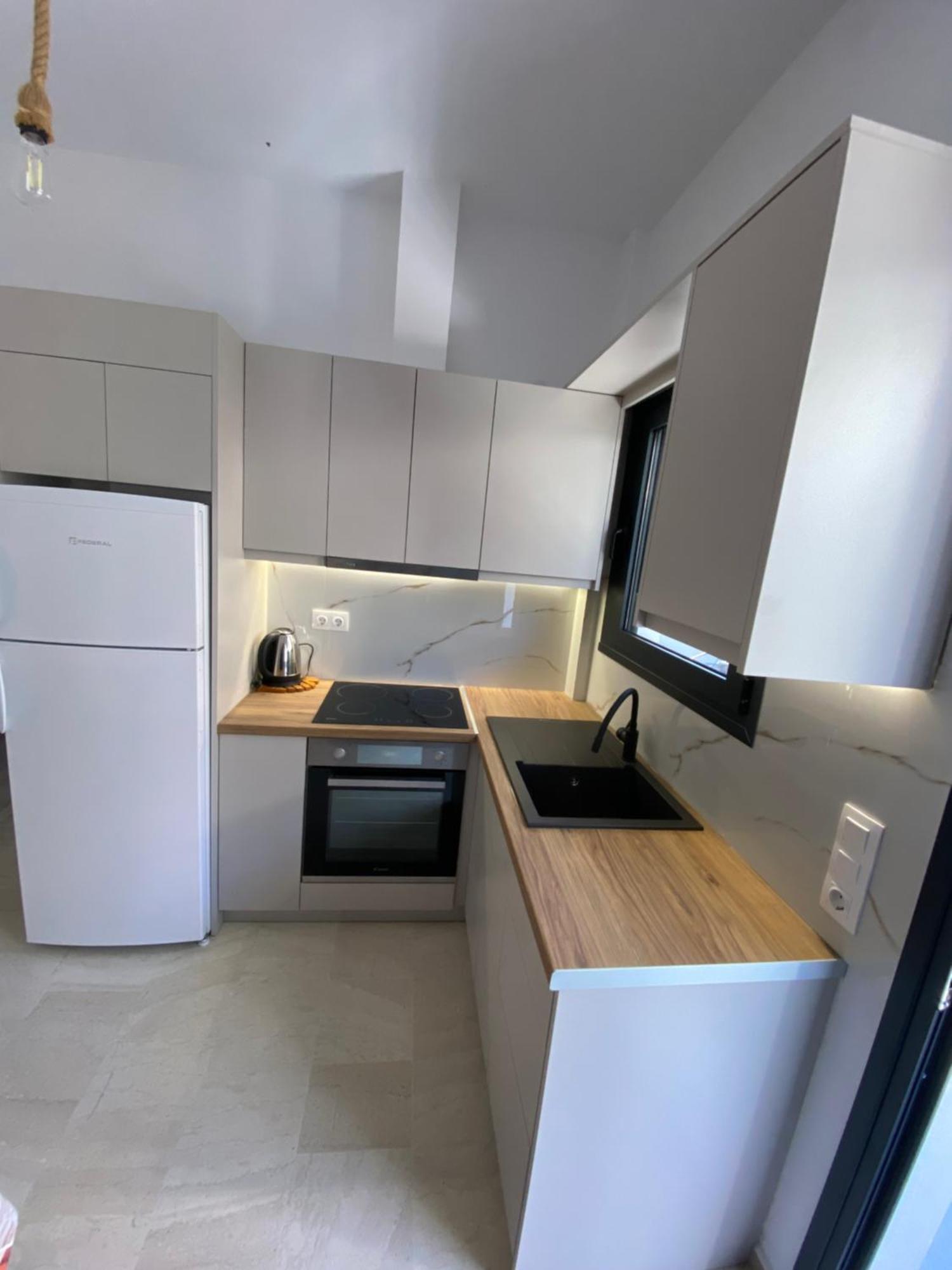 Akrogiali Apartments Barbati Bagian luar foto