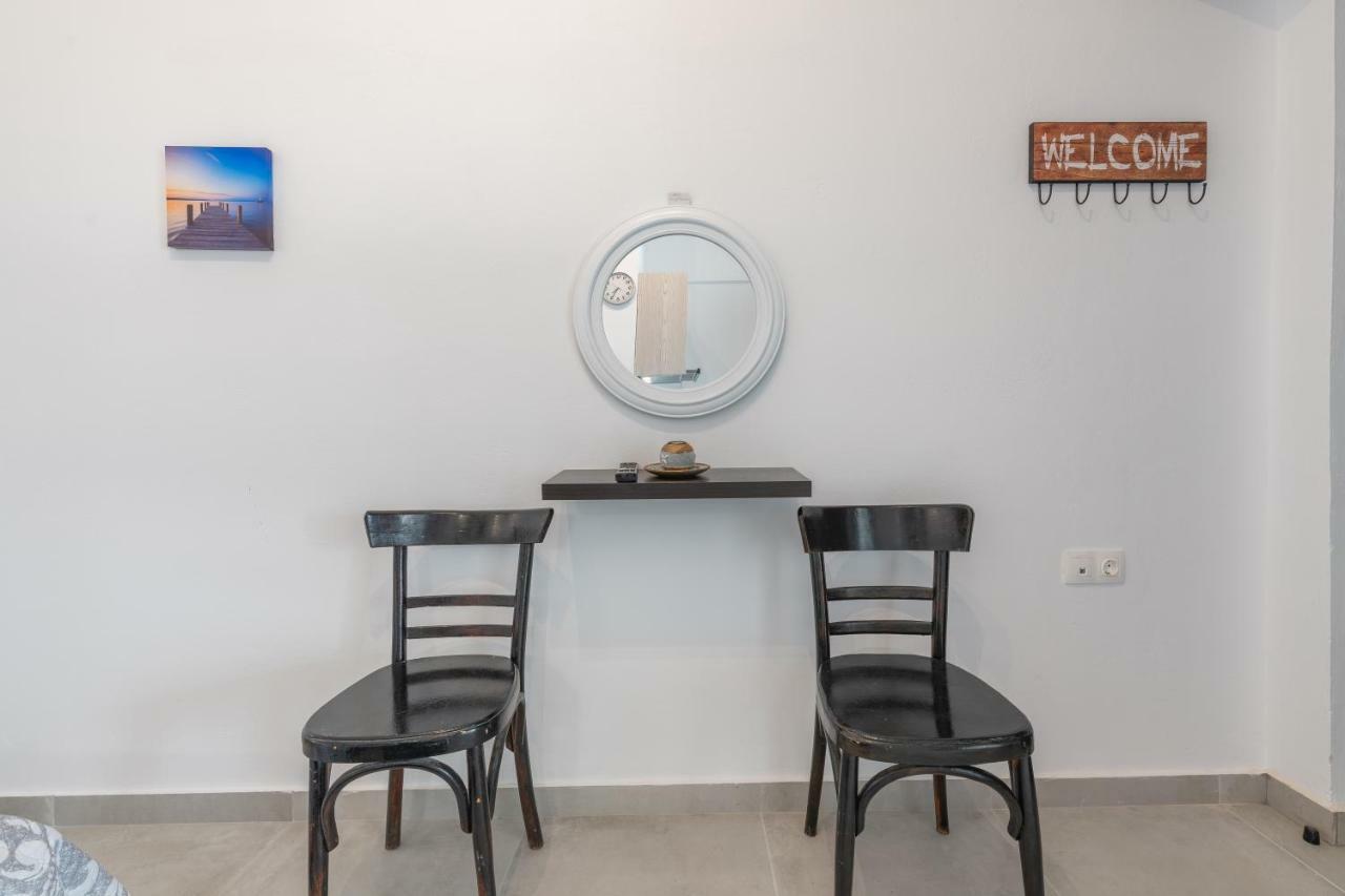 Akrogiali Apartments Barbati Bagian luar foto